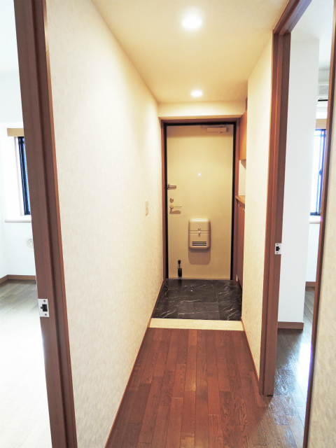 アルティーム大森西壱番館 玄関