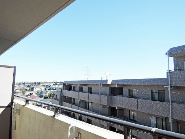 保土ヶ谷桜ヶ丘パークホームズ弐番館 ベランダ