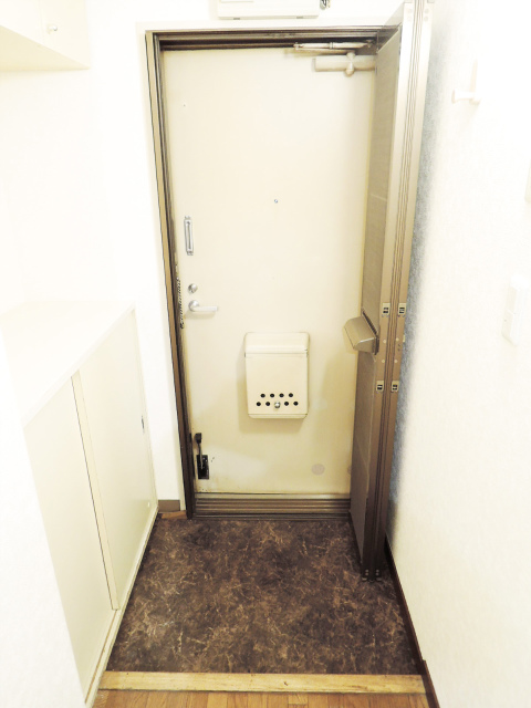 エンゼル萩中パークハイツ 玄関