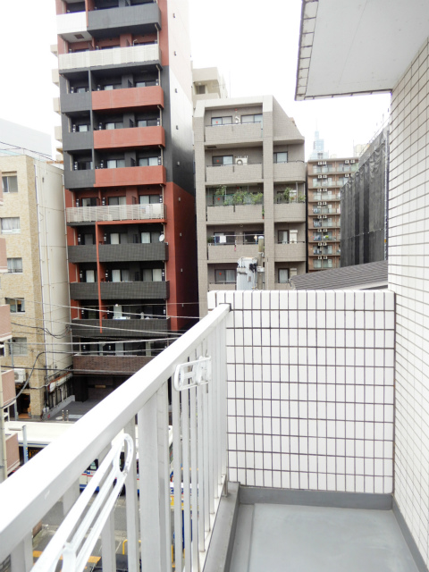 スカイコート川崎 ベランダ