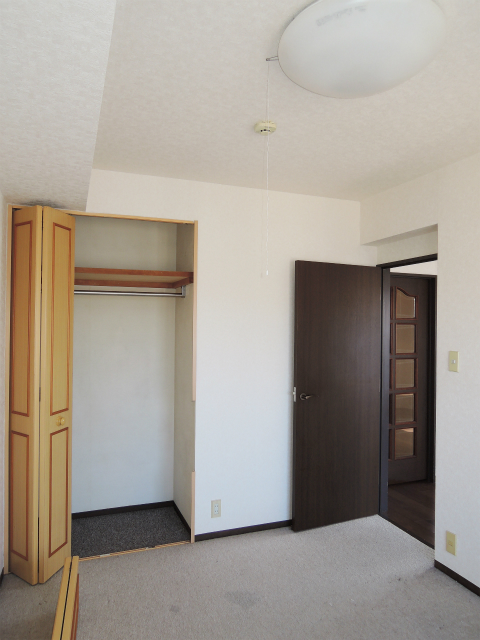 ＮＩＣＥアーバン中野方南町 収納