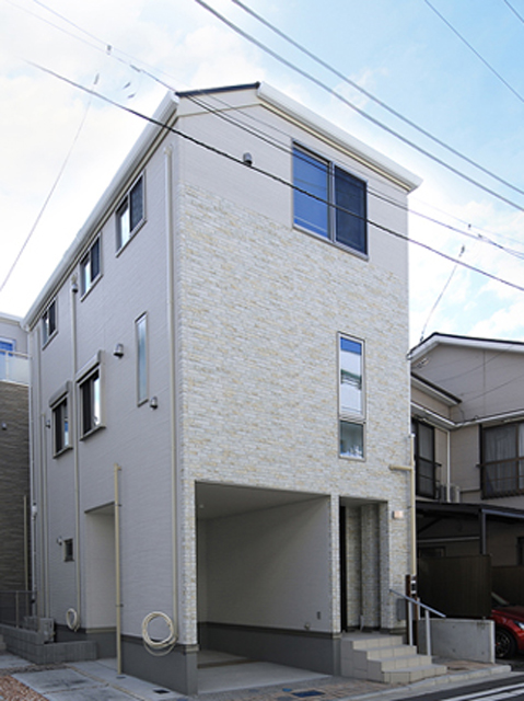 東寺尾北台一戸建て 外観