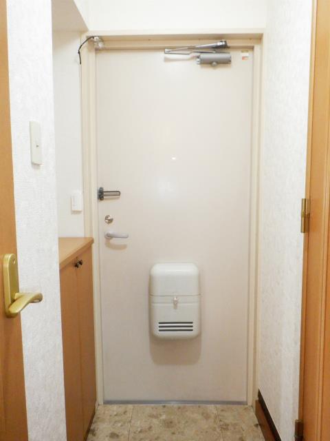 すまい・る・仲通 玄関